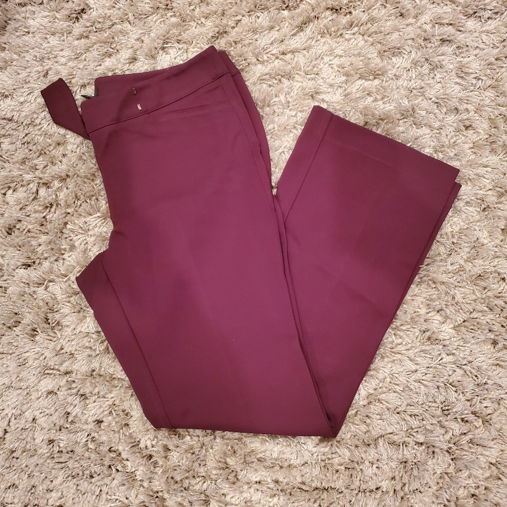 Like New !!!!! White House Black Market Trousers